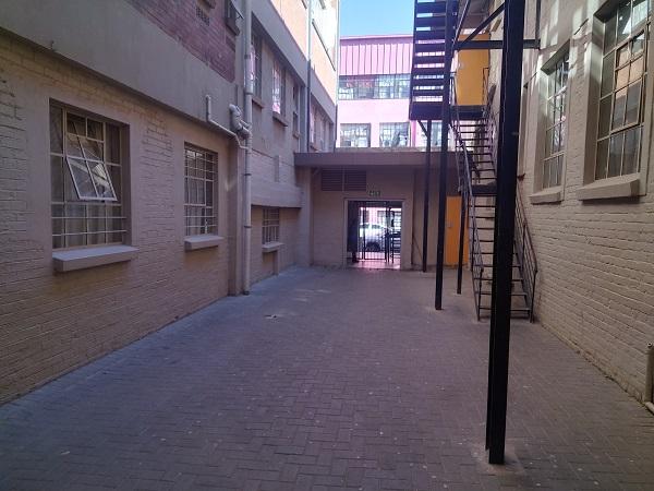 To Let 1 Bedroom Property for Rent in Marshalltown Gauteng