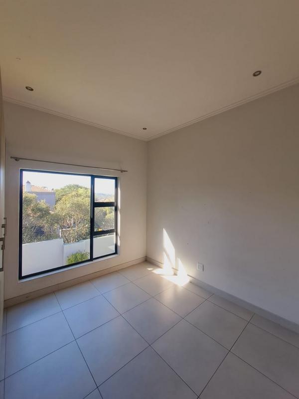To Let 3 Bedroom Property for Rent in Broadacres Gauteng