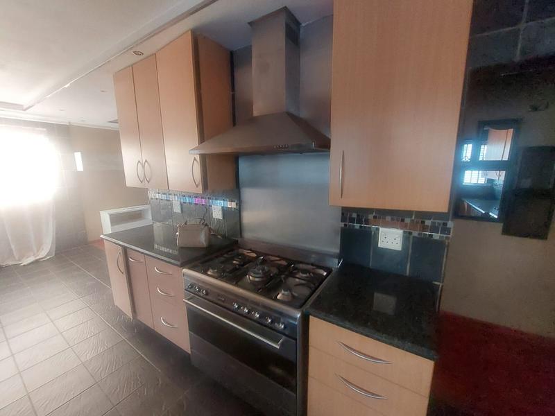 To Let 3 Bedroom Property for Rent in Birch Acres Gauteng