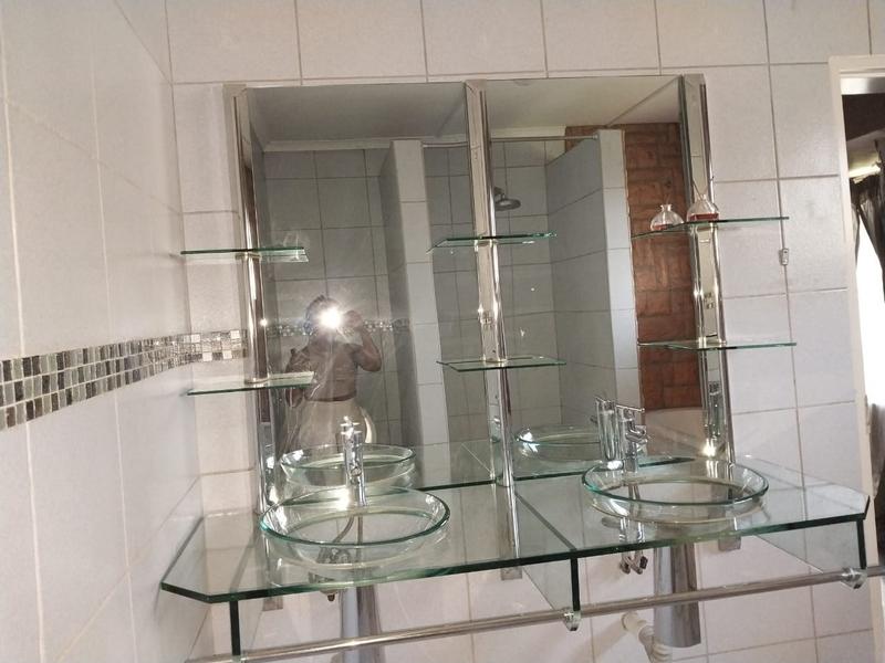 To Let 3 Bedroom Property for Rent in Birch Acres Gauteng