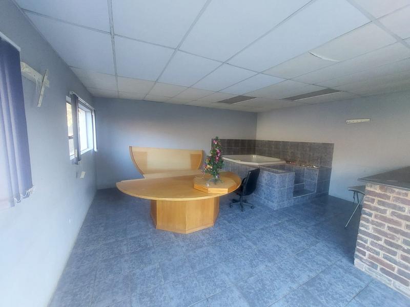 To Let 3 Bedroom Property for Rent in Birch Acres Gauteng