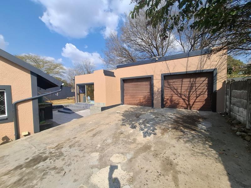 To Let 3 Bedroom Property for Rent in Birch Acres Gauteng
