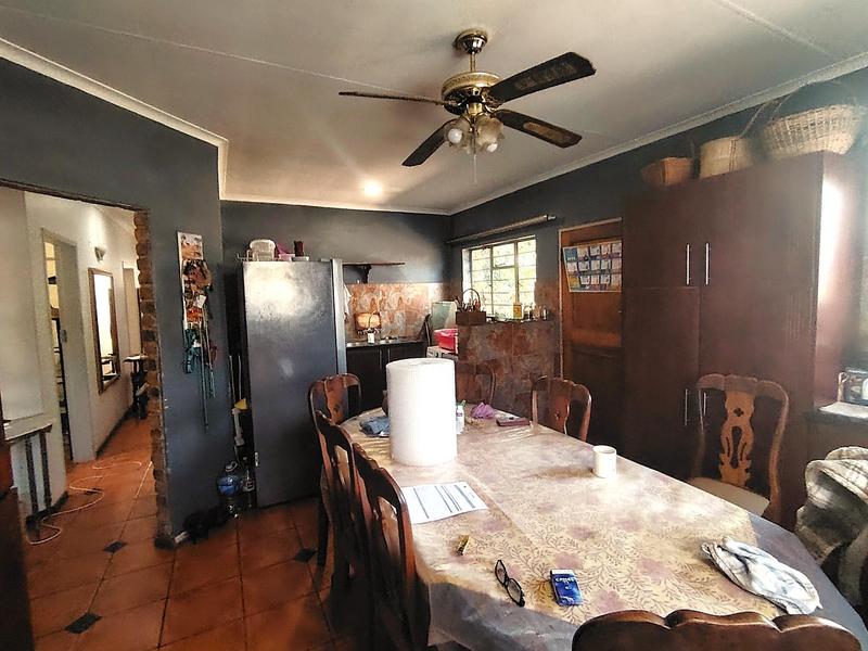 To Let 5 Bedroom Property for Rent in Rooihuiskraal Gauteng