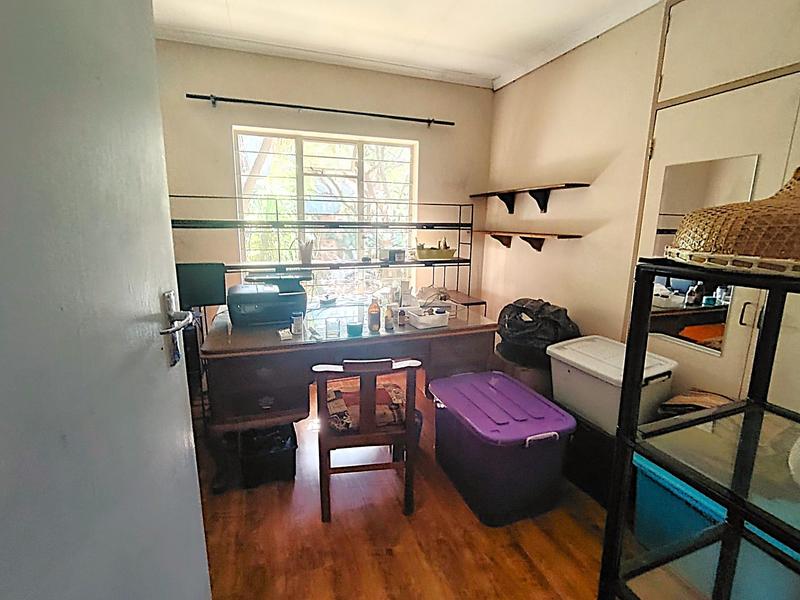 To Let 5 Bedroom Property for Rent in Rooihuiskraal Gauteng