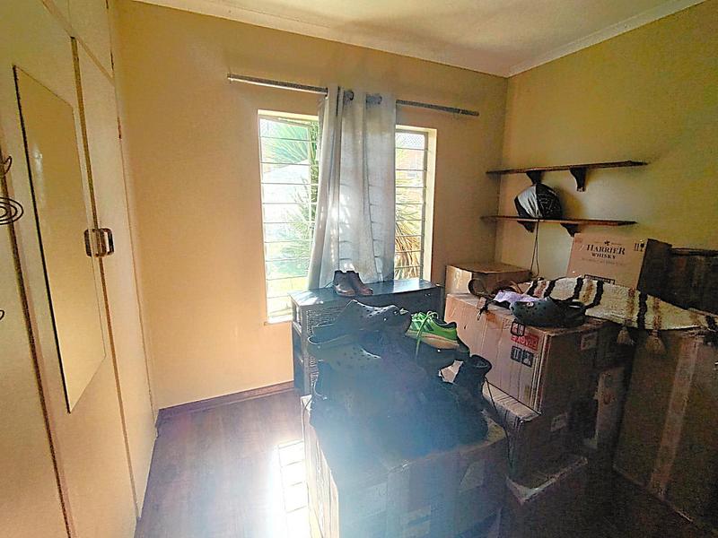 To Let 5 Bedroom Property for Rent in Rooihuiskraal Gauteng