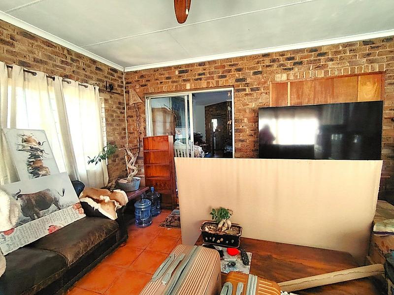To Let 5 Bedroom Property for Rent in Rooihuiskraal Gauteng