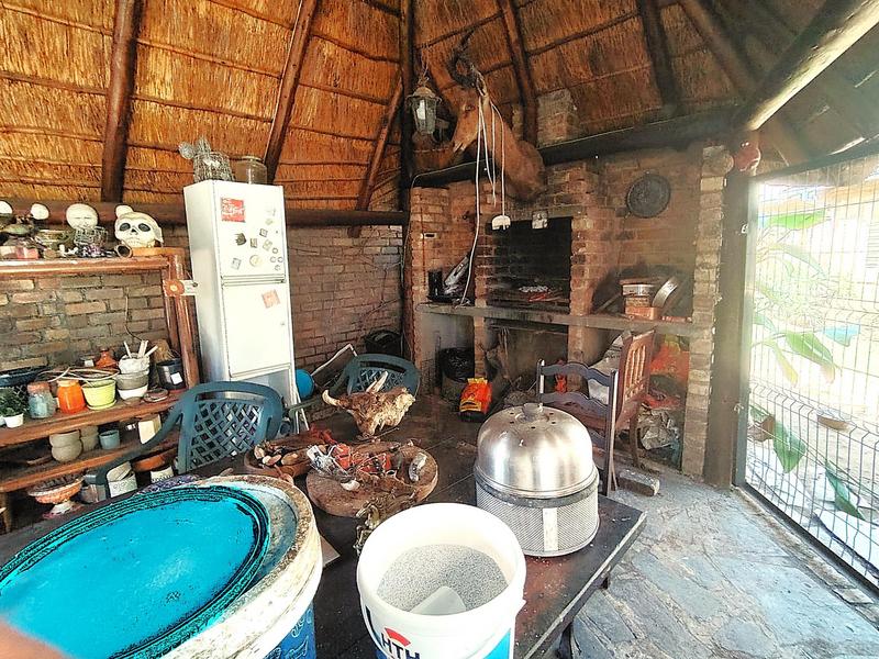 To Let 5 Bedroom Property for Rent in Rooihuiskraal Gauteng