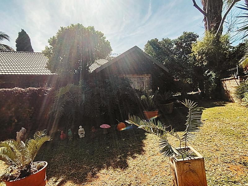 To Let 5 Bedroom Property for Rent in Rooihuiskraal Gauteng