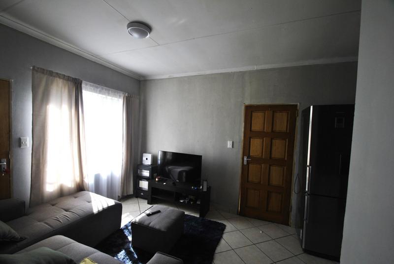 3 Bedroom Property for Sale in Dawn Park Gauteng