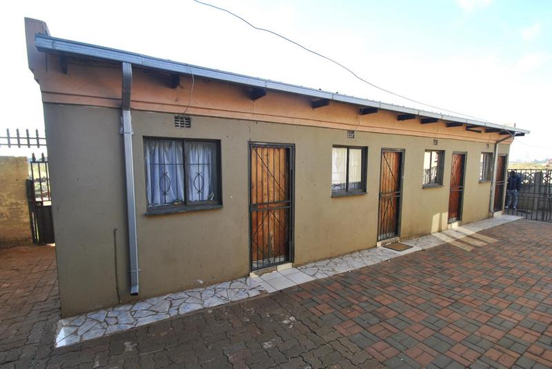4 Bedroom Property for Sale in Vosloorus Gauteng