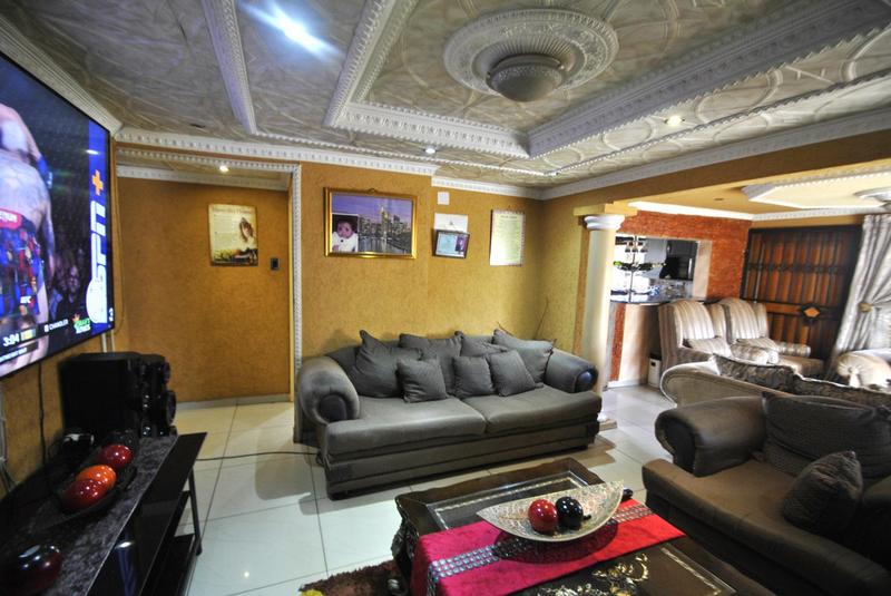4 Bedroom Property for Sale in Vosloorus Gauteng
