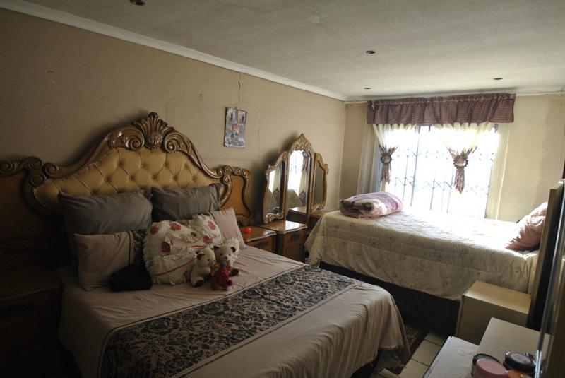 4 Bedroom Property for Sale in Vosloorus Gauteng