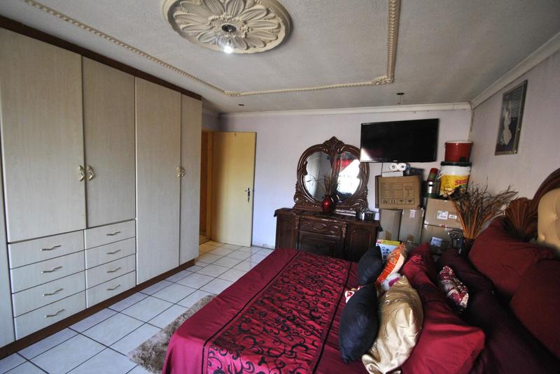 4 Bedroom Property for Sale in Vosloorus Gauteng