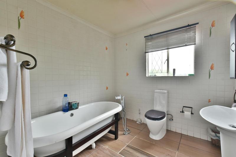 4 Bedroom Property for Sale in Ridgeway Gauteng