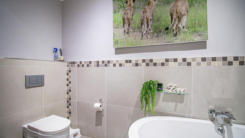 4 Bedroom Property for Sale in Midstream Hill Gauteng