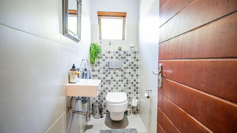 4 Bedroom Property for Sale in Midstream Hill Gauteng