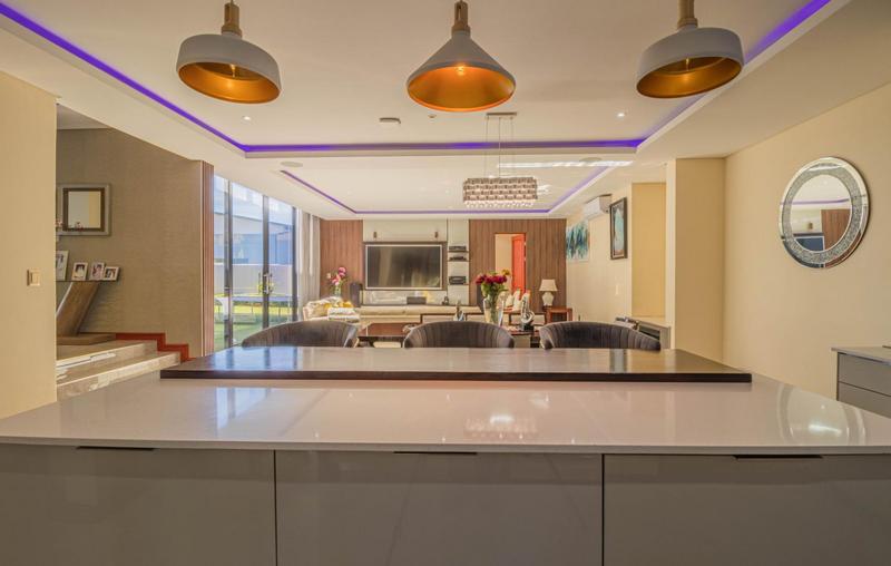 5 Bedroom Property for Sale in Midstream Ridge Gauteng