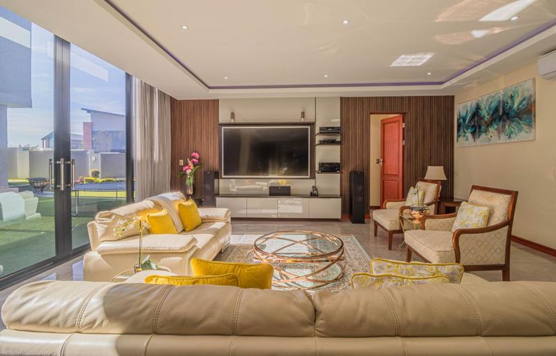 5 Bedroom Property for Sale in Midstream Ridge Gauteng