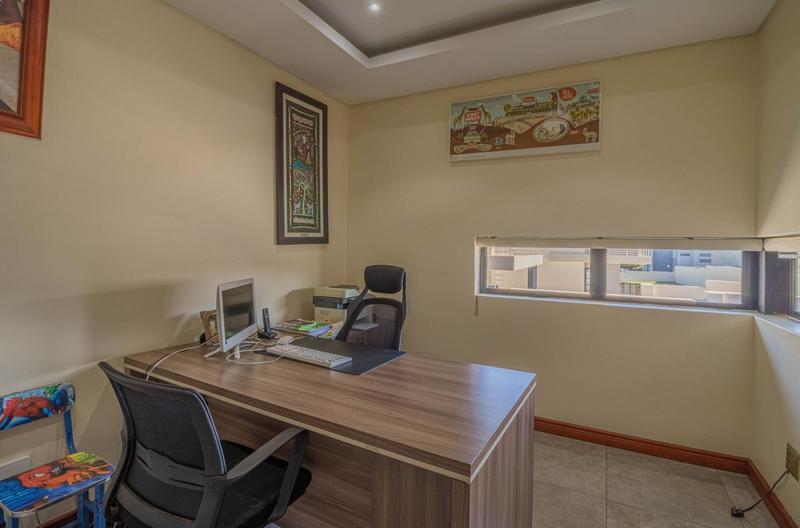 5 Bedroom Property for Sale in Midstream Ridge Gauteng
