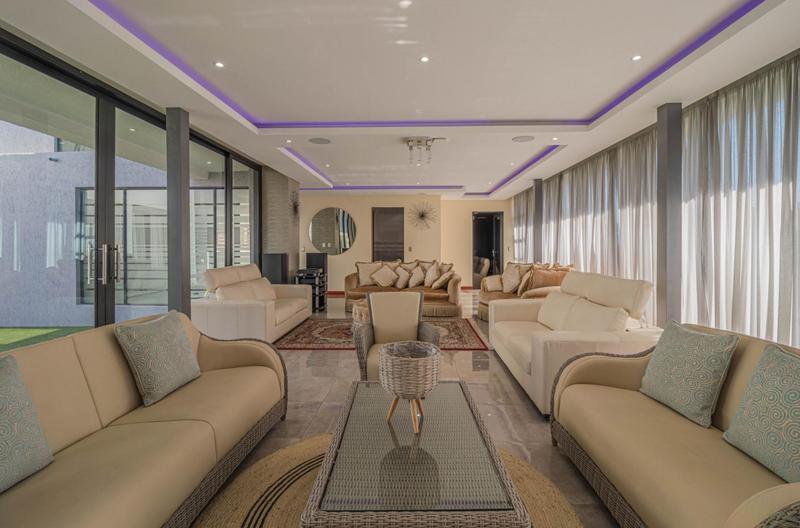 5 Bedroom Property for Sale in Midstream Ridge Gauteng