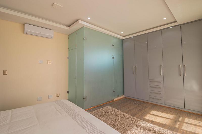 5 Bedroom Property for Sale in Midstream Ridge Gauteng