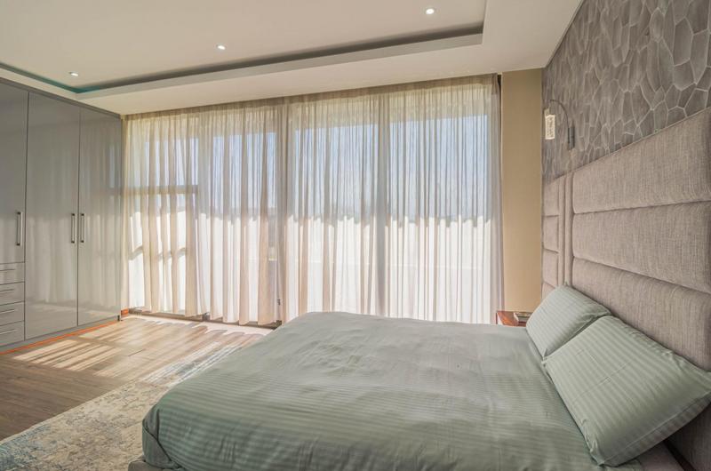 5 Bedroom Property for Sale in Midstream Ridge Gauteng