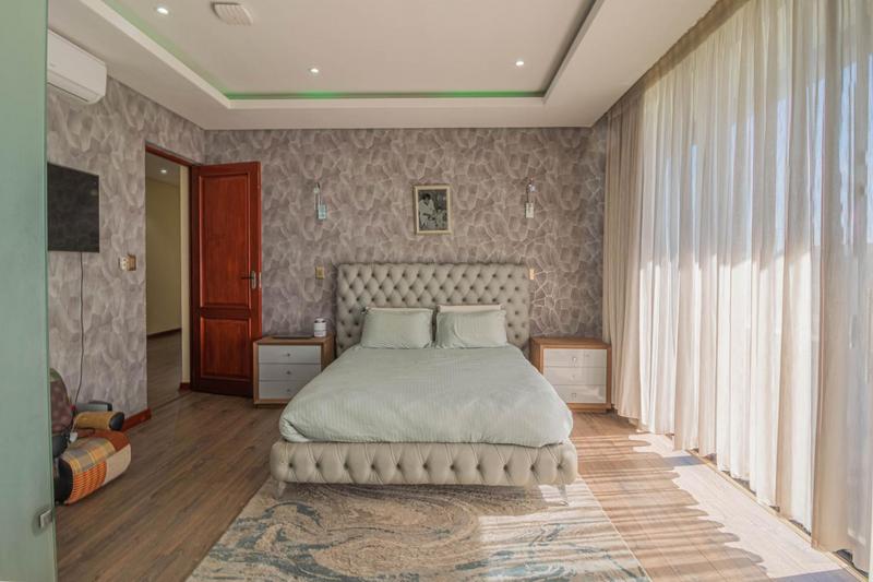 5 Bedroom Property for Sale in Midstream Ridge Gauteng
