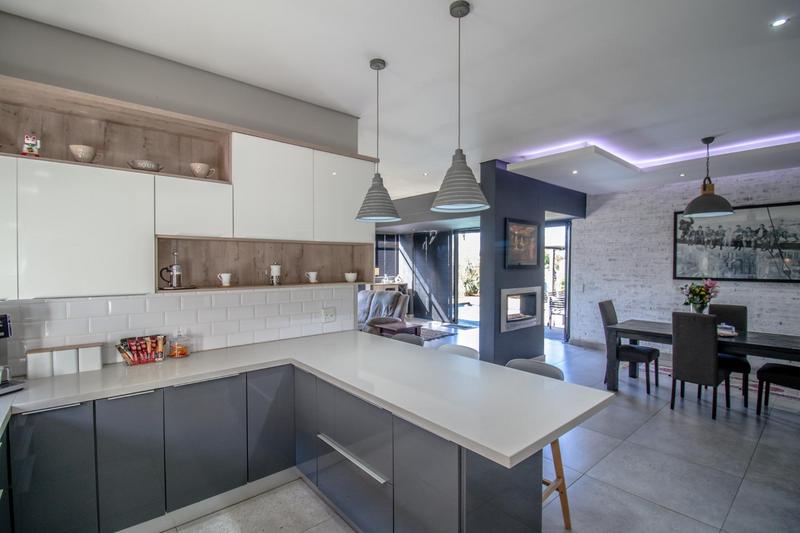 3 Bedroom Property for Sale in Midstream Meadows Gauteng