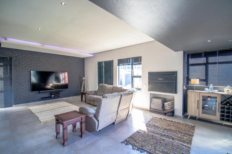3 Bedroom Property for Sale in Midstream Meadows Gauteng