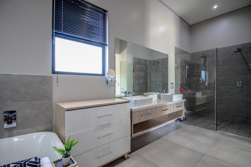 3 Bedroom Property for Sale in Midstream Meadows Gauteng