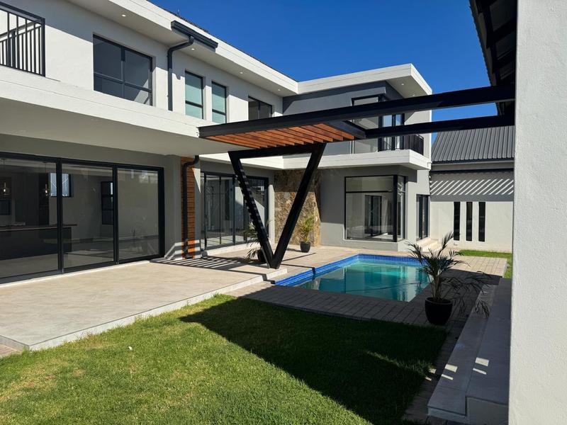 4 Bedroom Property for Sale in Midstream Heights Gauteng