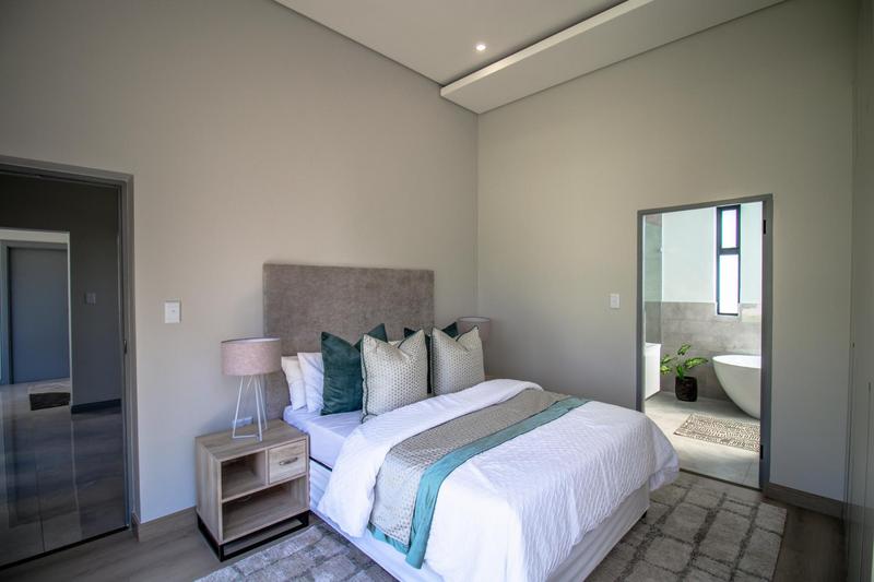 4 Bedroom Property for Sale in Midstream Heights Gauteng