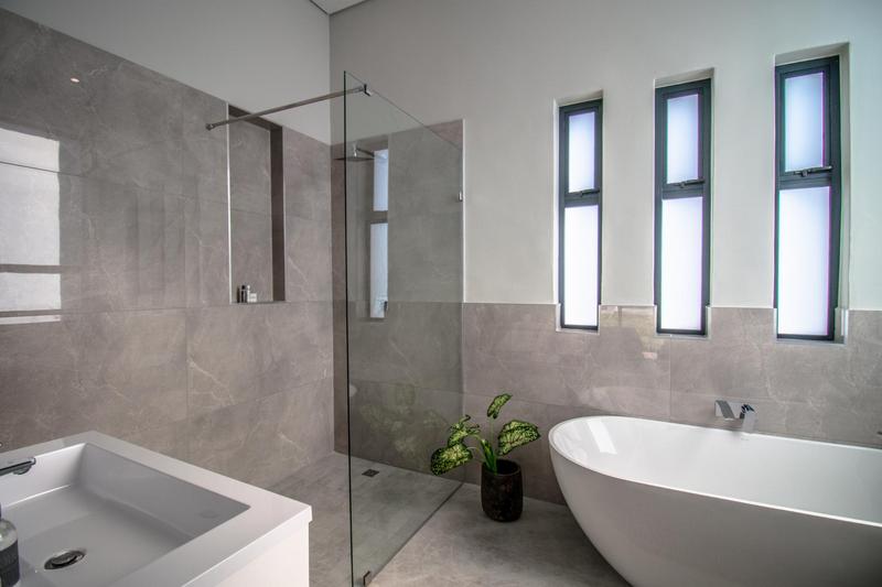 4 Bedroom Property for Sale in Midstream Heights Gauteng