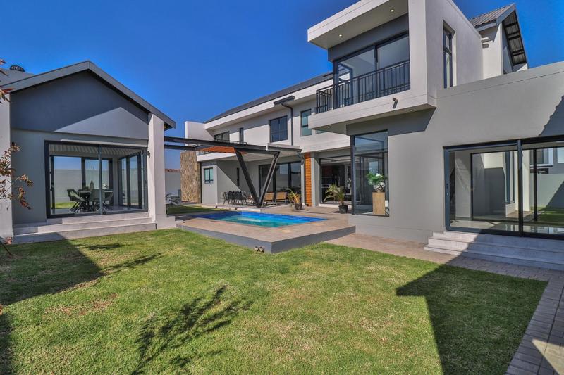 4 Bedroom Property for Sale in Midstream Heights Gauteng