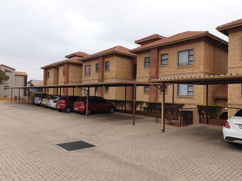 2 Bedroom Property for Sale in Honeydew Gauteng