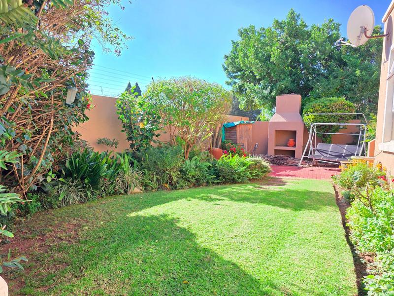 2 Bedroom Property for Sale in Radiokop Gauteng