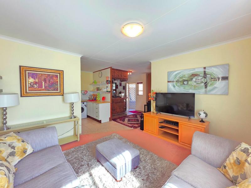 2 Bedroom Property for Sale in Radiokop Gauteng