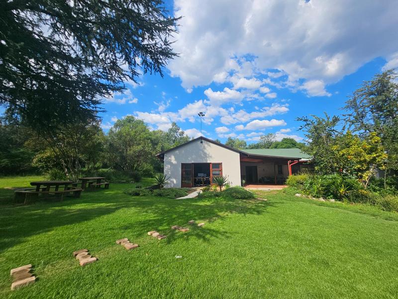6 Bedroom Property for Sale in Zonnehoewe A H Gauteng