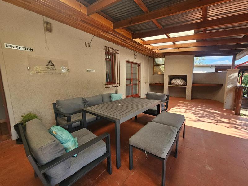 6 Bedroom Property for Sale in Zonnehoewe A H Gauteng