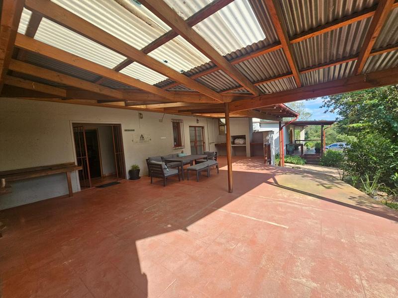 6 Bedroom Property for Sale in Zonnehoewe A H Gauteng