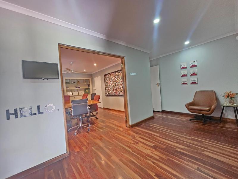 6 Bedroom Property for Sale in Zonnehoewe A H Gauteng