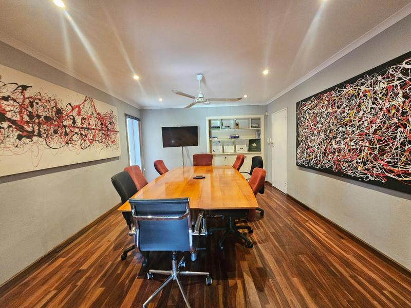 6 Bedroom Property for Sale in Zonnehoewe A H Gauteng