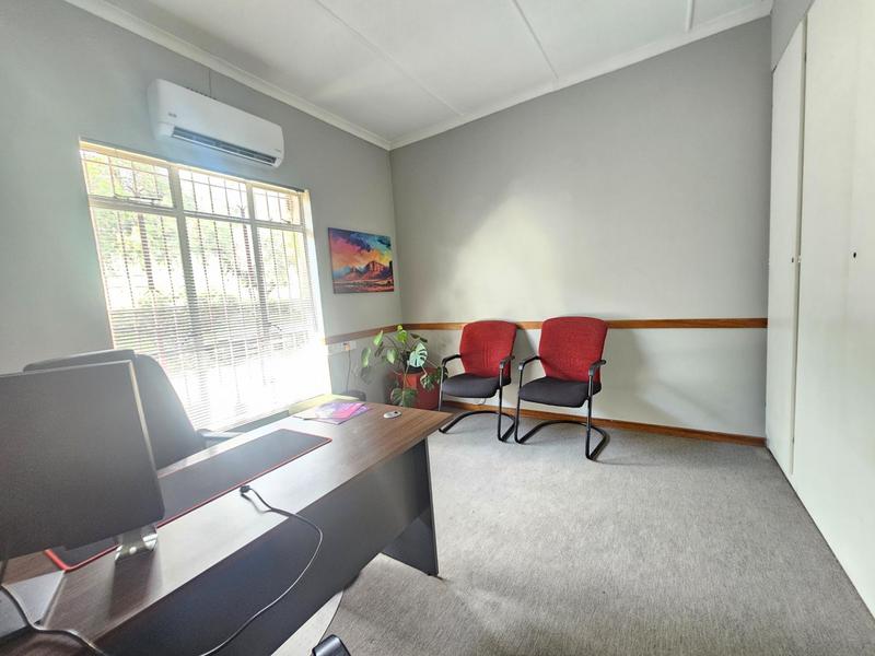 6 Bedroom Property for Sale in Zonnehoewe A H Gauteng