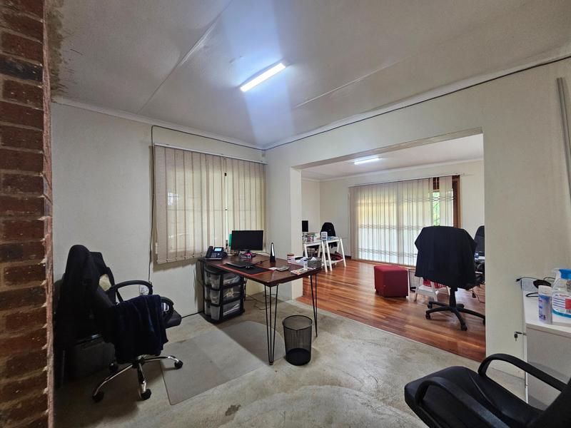 6 Bedroom Property for Sale in Zonnehoewe A H Gauteng