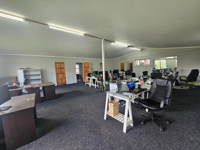 6 Bedroom Property for Sale in Zonnehoewe A H Gauteng