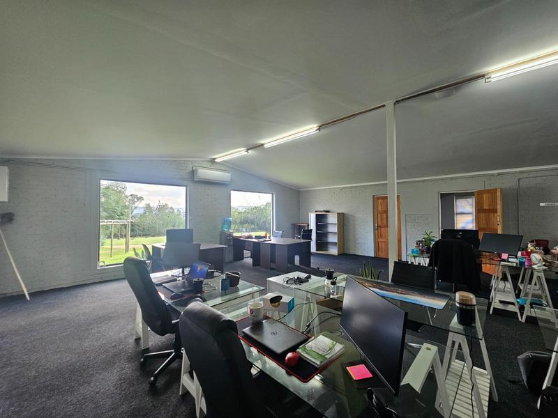 6 Bedroom Property for Sale in Zonnehoewe A H Gauteng