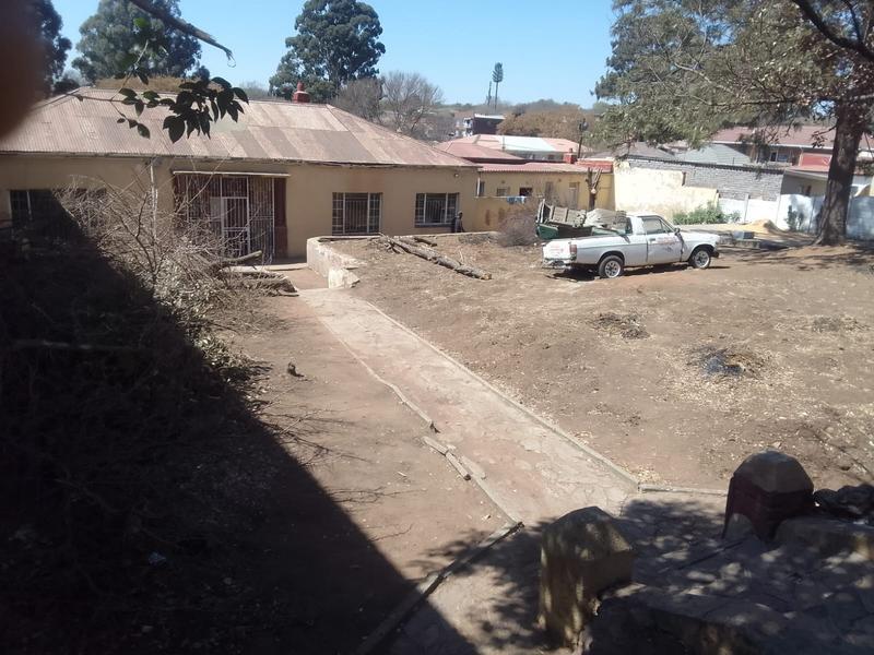 7 Bedroom Property for Sale in Rosettenville Gauteng