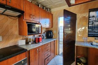 3 Bedroom Property for Sale in The Orchards Gauteng