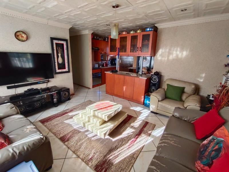 3 Bedroom Property for Sale in The Orchards Gauteng