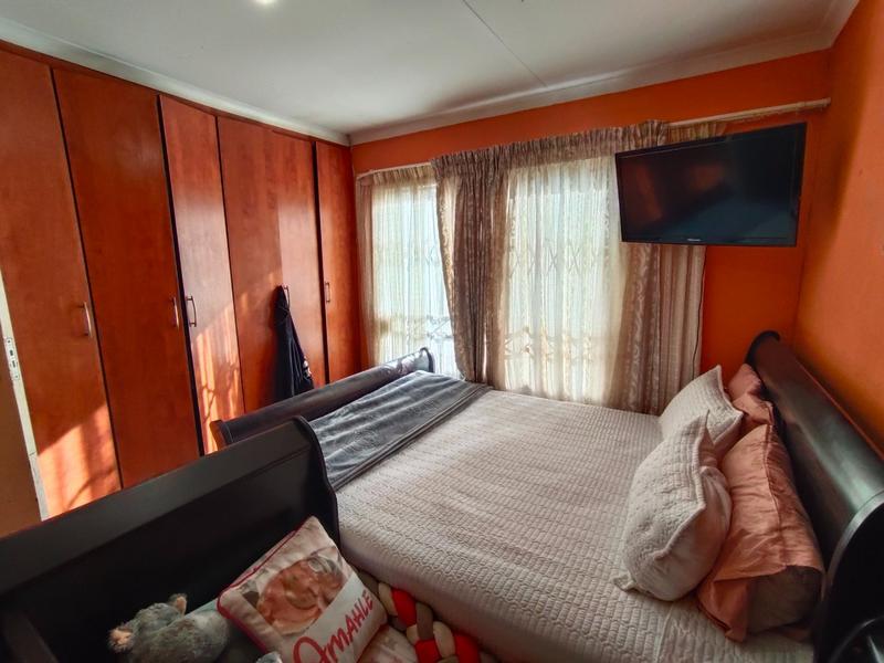 3 Bedroom Property for Sale in The Orchards Gauteng